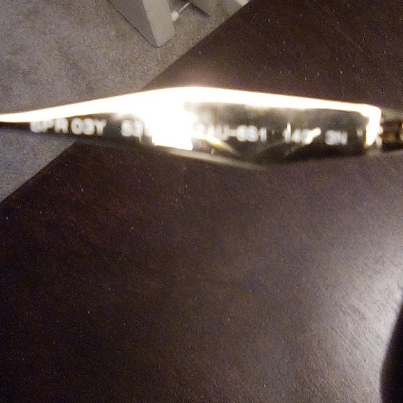 Prada sunglasses 😎 - Picture 5 of 6